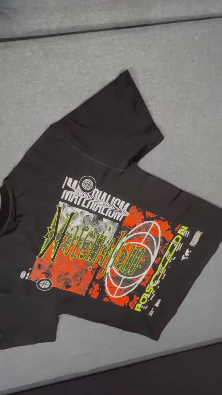 GROOVY Materialsm Oversized T-Shirt